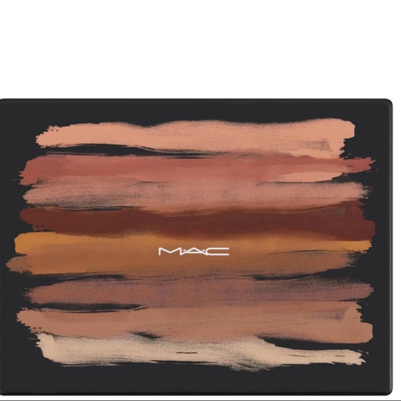 MAC Art Library Eyeshadow Palette Nude Model - Picture 2 of 4